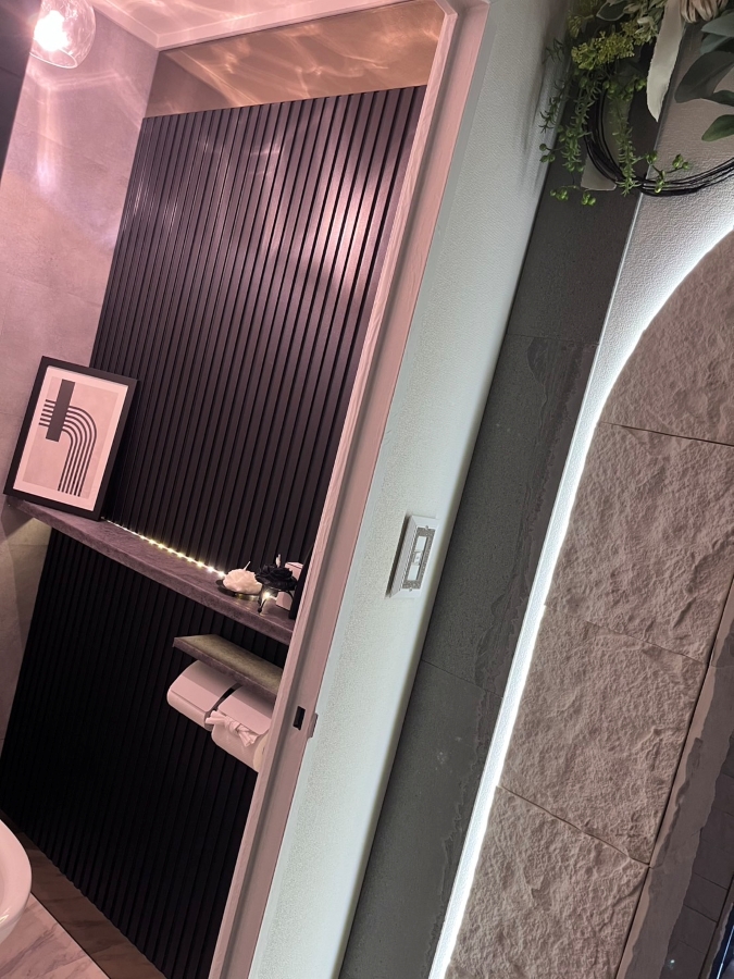 【トイレ装飾ミラー】ブロンズミラー